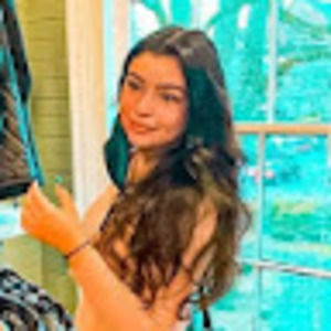 Meet your Posher, Aura